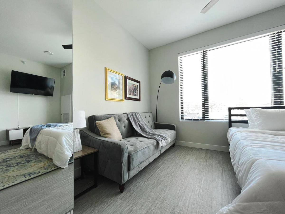 Sleepover Studio Apartments Des Moines Exterior foto